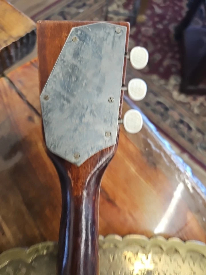 balalaika 3 string Inlaid Hand Made Wood, High Quality
