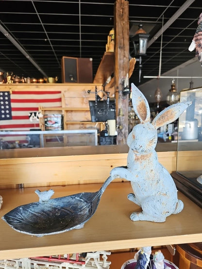 Rabbit Bunny And Leaf Bird Feeder Garden Sculpture Statue Cast Iron